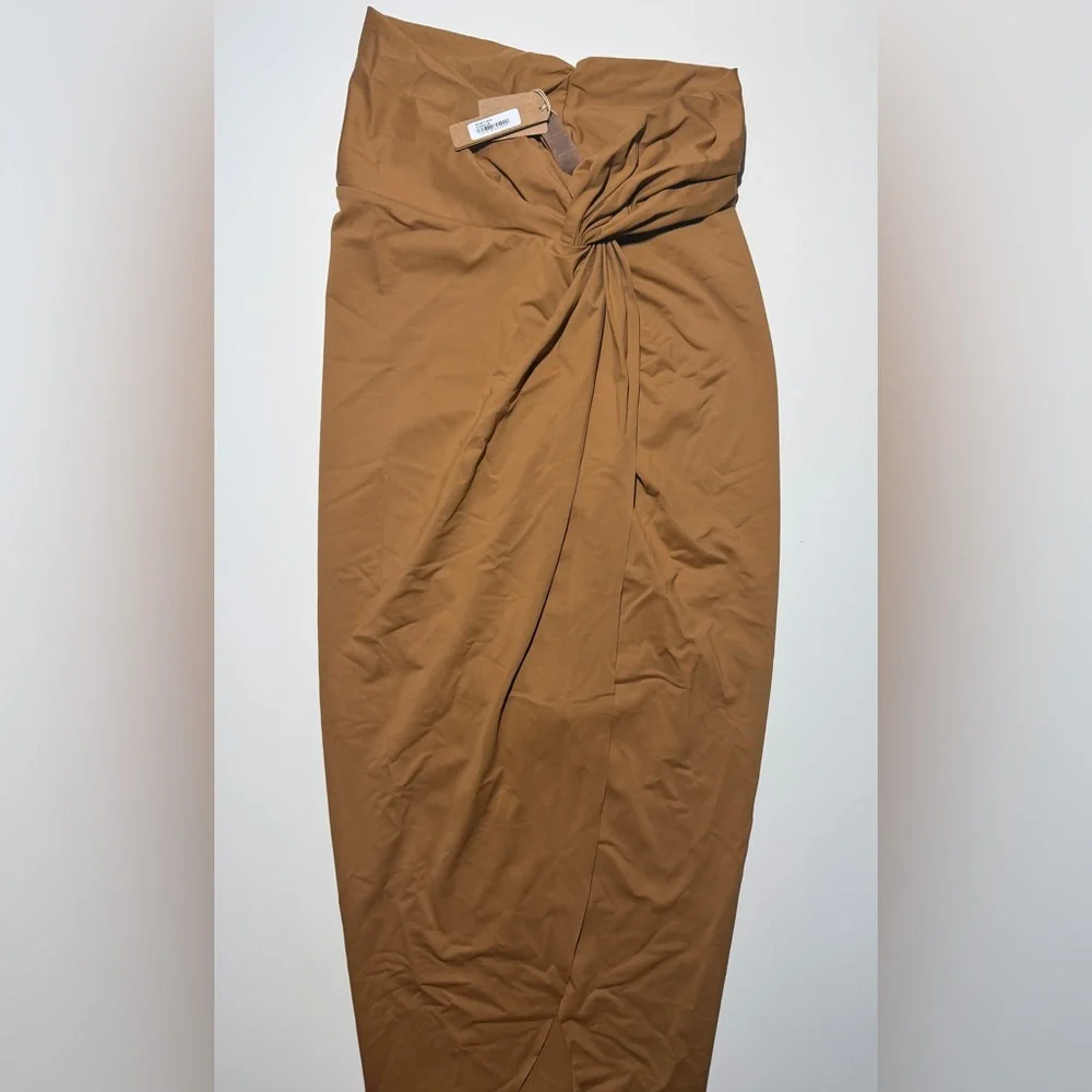 NWT Skims Signature Swim Front Knot Sarong Skirt Women's SW-SKT-0016 ALMOND-XS - Picture 3 of 4